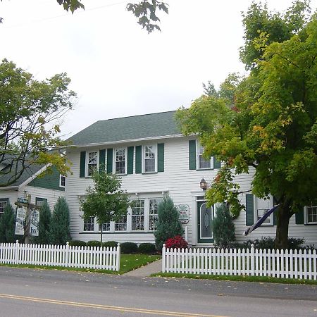 Grapevine House Hotel Winesburg Exterior foto
