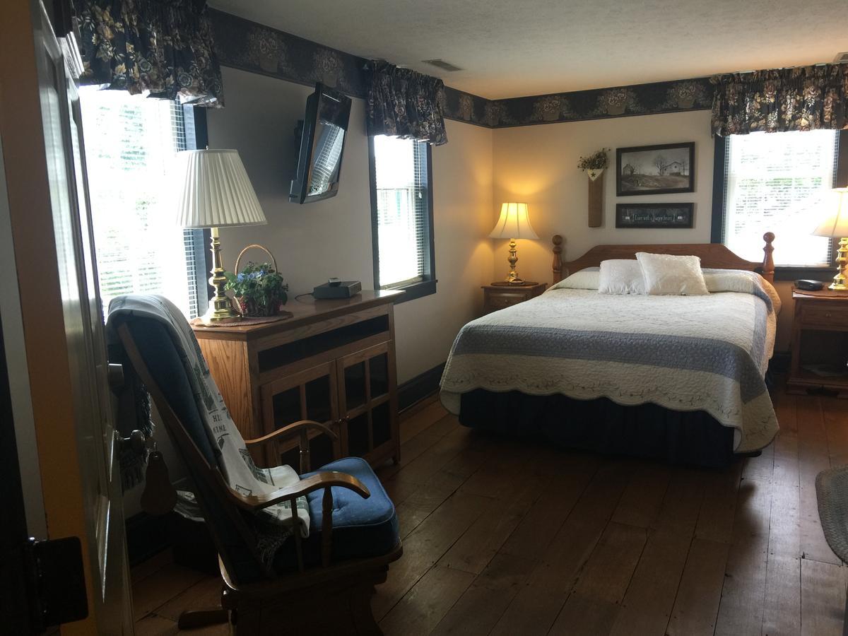 Grapevine House Hotel Winesburg Exterior foto